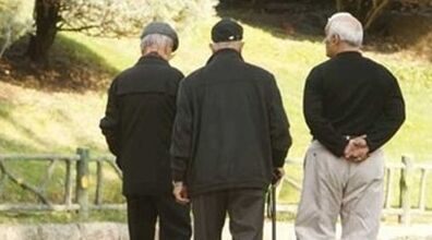 بازنشستگان تحت پوشش بیمه برای حل مشکلات به کجا مراجعه کنند؟ | بازنشستگان بخوانند