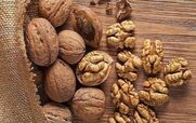 اگه این نکته رو بدونی دیگه گردو رو صبحا نمی خوری! + فواید