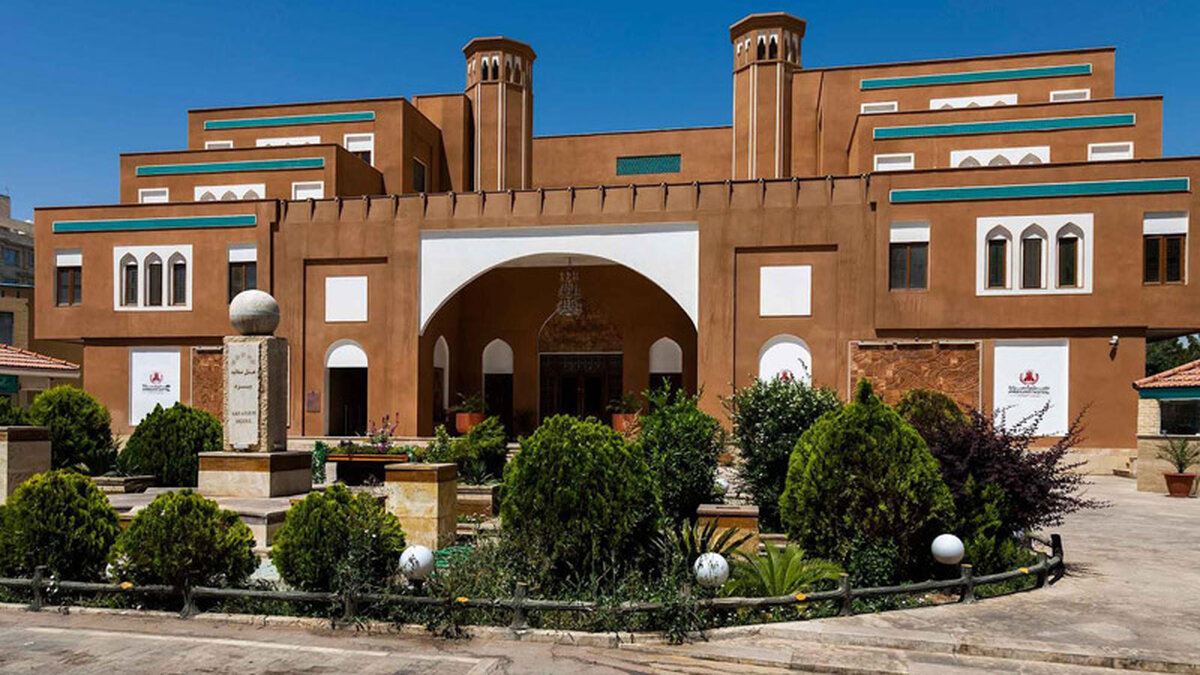 هتل پارسیان صفائیه یزد