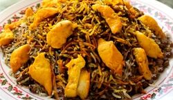 رشته پلو مجلسی رو اینجوری بپز | طرز تهیه رشته پلو با مرغ + نکات مهم