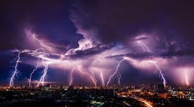 مرگ یک مرد 35 ساله بر اثر صاعقه + جزئیات