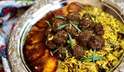 ریحان پلو با گوشت؛ فوری و خوش‌عطر  | با پختن این پلو هنرت رو به رخ بکش!