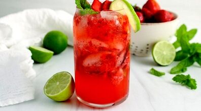 موهیتو توت فرنگی دقیقا تو این روزا آب رو آتیشه! | طرز تهیه موهیتو توت فرنگی