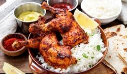 طرز تهیه مرغ تندوری خوشمزه و مخصوص هندی + نکات 