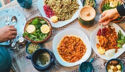 توصیه های غذایی که باید برای سفر جدی بگیرید!