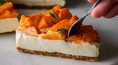 این بار با خرمالو چیز کیک بپز+ طرز تهیه 