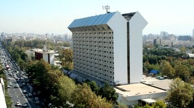 معرفی هتل لاله تهران + عکس و امکانات