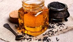  چین و چروک پوستت رو با این روغن گیاهی محو کن 
