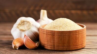 طرز تهیه پودر سیر خانگی به روش بازاری ها + فیلم 