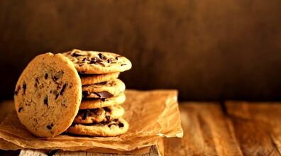 کوکی آمریکایی با چیپس شکلات رو اینجوری درست کن + طرز تهیه