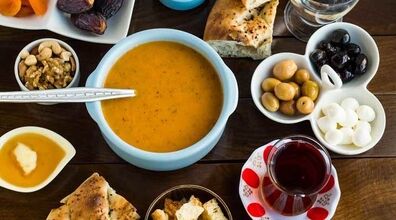 افطاری چه بخوریم؟ | لیست مهم ترین خوراکی های وعده افطار