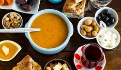 افطاری چه بخوریم؟ | لیست مهم ترین خوراکی های وعده افطار