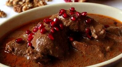 دیگه تو خورشت فسنجان گردو نریز!؟ | اینایی که من میگم جایگزین گردو و رب انار کن