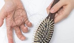 اگه تو حموم دسته دسته ریزش مو داری به این علته !