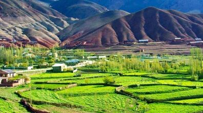 معرفی جاهای دیدنی شهمیرزاد؛ بازدید از بهشت کویر ایران 