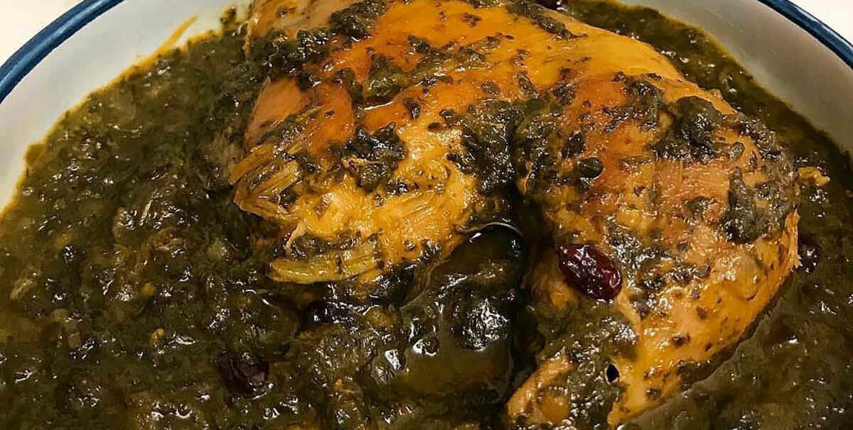 طرز تهیه خورش آلو اسفناج با مرغ