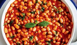 این بار برای شام فاصولیه ترکی بپز! | فاصولیه، خوراک لوبیای ترکیه‌ ای + طرز تهیه