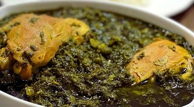 خورشت جعفری با مرغ به روش مجلسی رو اینجوری بپز + نکات و طرز تهیه