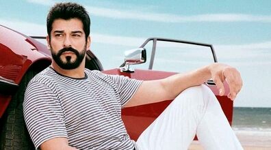 خیانت باروک اوزچیویت بازیگر معروف سریال اکیا به همسرش + عکس و ماجرا