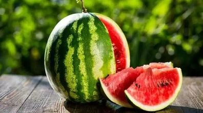 اینبار هندوانه رو به روش من برش بزن! + فیلم آموزشی
