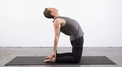 ۴ تمرین یوگا برای کاهش وزن و لاغری شکم و پهلو + آموزش
