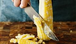 ذرت رو با این روش ها خیلی ساده دانه کن + آموزش