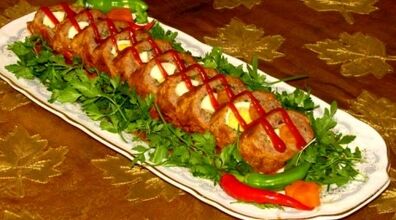 رولت گوشت چرخ کرده با مغز گردو رو برای مهمون های خاصت درست کن + طرز تهیه