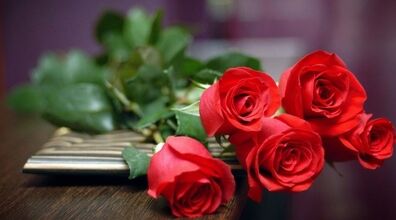 گل رز پژمرده رو دوباره تازه و شاداب کن + فیلم آموزشی