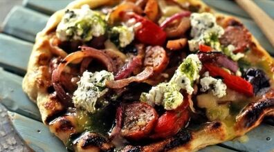 عاشقان پیتزا، این پیتزا کبابی خوشمزه رو بدون فر درست کنین! طرز تهیه