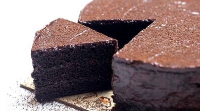 دسر های ساده و خوشمزه کیک خیس شکلاتی | طرز تهیه کیک خیس