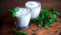 با این روش نعنا داخل دوغ معلق میمونه + فیلم 