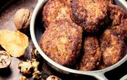 کوکو گردو با رب انار؛غذای خوشمزه و ارزان + طرز تهیه
