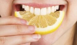 مضرات آبلیمو برای دندان ها | خوردن آبلیمو با دندان ها چه می کند؟