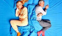  بدترین و مضرترین حالت خوابیدن چیه؟ + فیلم