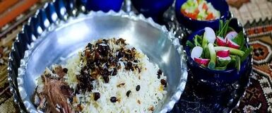 روش پختن ته چین گرمساری فوق العاده خوشمزه | از ادویه مخصوص گرمساری ها استفاده کن
