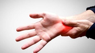 اگه بیش از حد با گوشی و موس کار می کنی، حتما این تمرین مچ دست رو انجام بده + فیلم