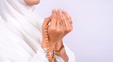 اعمال روز اول و آخر سال قمری | نمازی که باعث می‌شود سال را با خیر به پایان ببریم