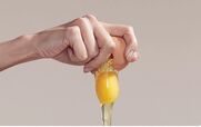 8 ماسک موی خانگی با تخم مرغ | با تخم مرغ؛ موهات رو تقویت کن!