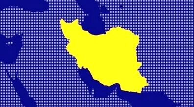 تصاویر هوش مصنوعی از نقشه ایران در بستر طبیعت