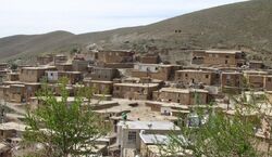  هیچ زنی حق وارد شدن به این روستا رو نداره | تو این روستای ایران زندگی متوقف شده!